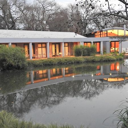 Willow Place Guest House Midrand Bagian luar foto