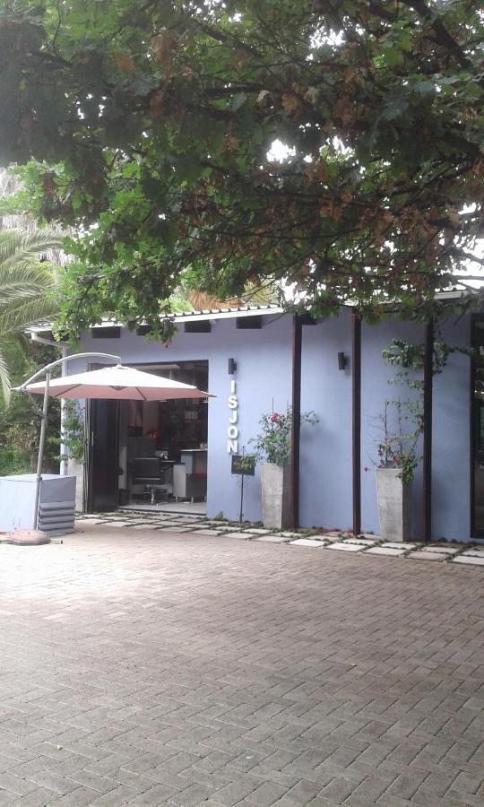 Willow Place Guest House Midrand Bagian luar foto