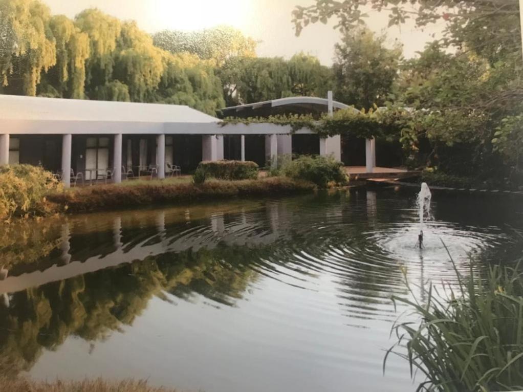 Willow Place Guest House Midrand Bagian luar foto