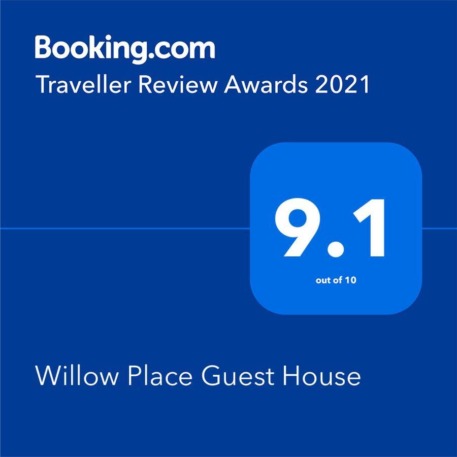 Willow Place Guest House Midrand Bagian luar foto