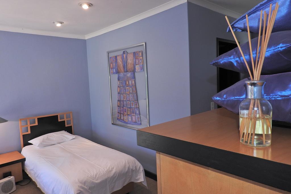 Willow Place Guest House Midrand Bagian luar foto