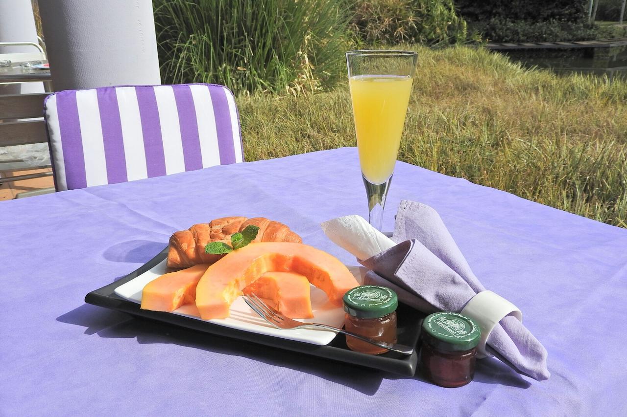 Willow Place Guest House Midrand Bagian luar foto